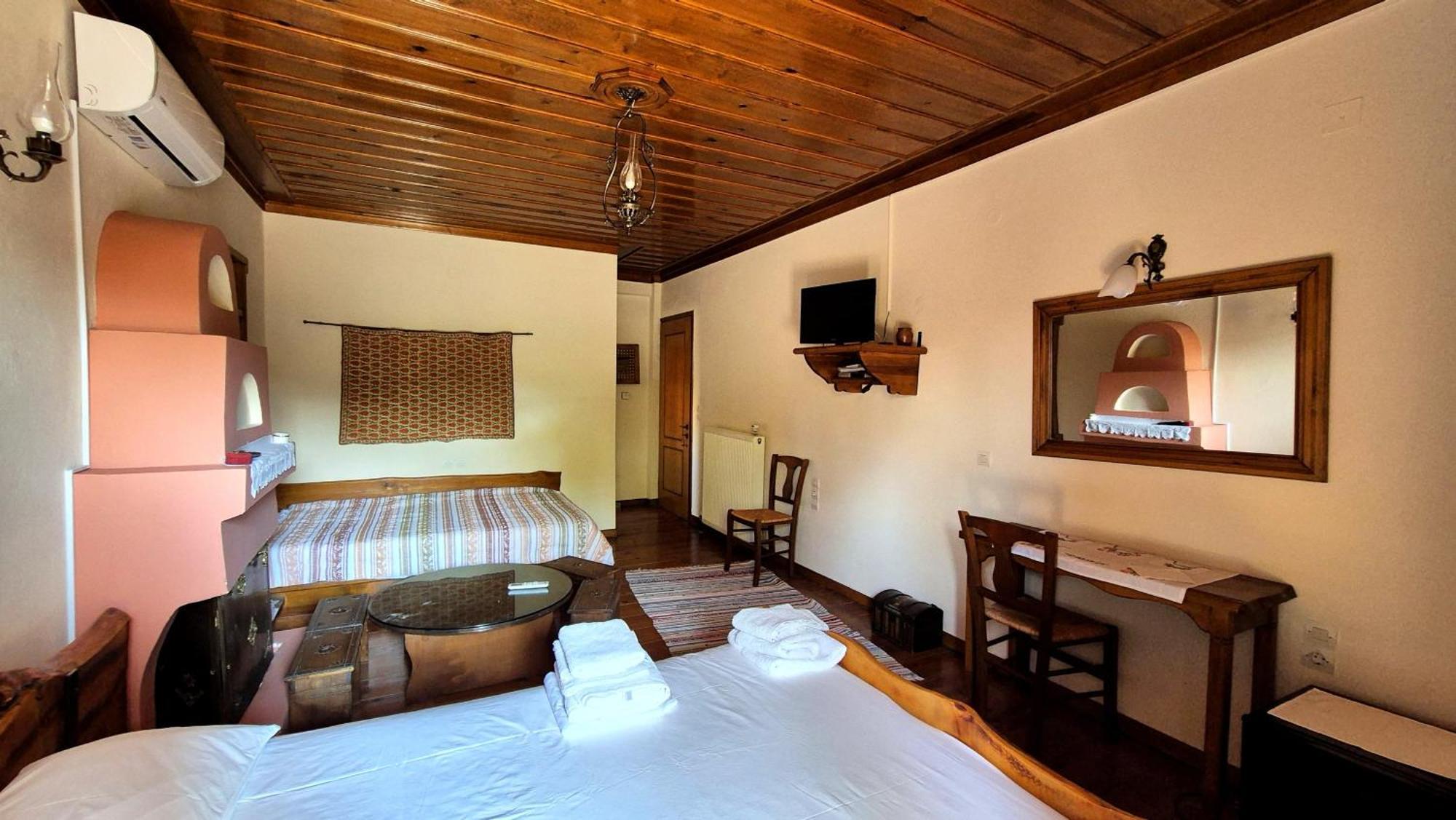 Traditional Guesthouse Marousio Rodavgi Exterior photo