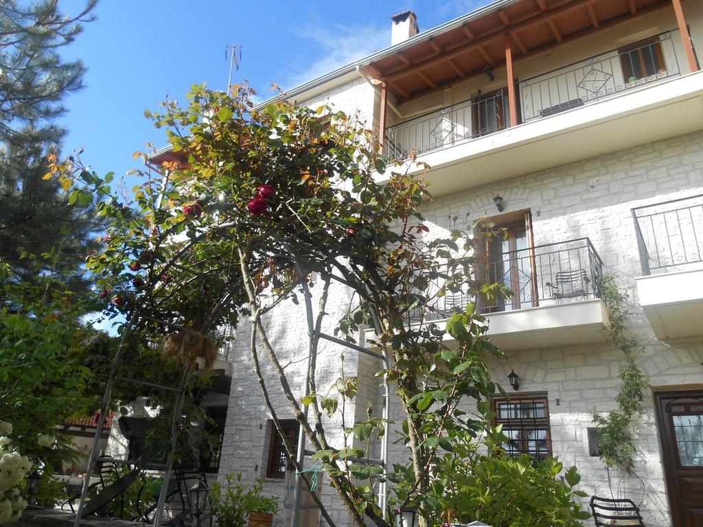 Traditional Guesthouse Marousio Rodavgi Exterior photo