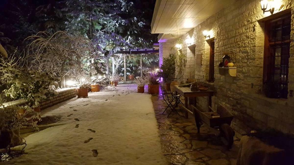 Traditional Guesthouse Marousio Rodavgi Exterior photo
